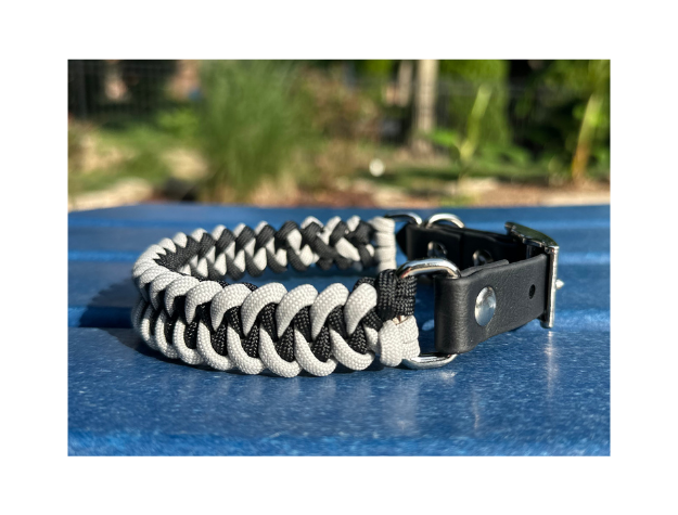 Fishtail Hand Braided Dog Collar in Black & Smoke